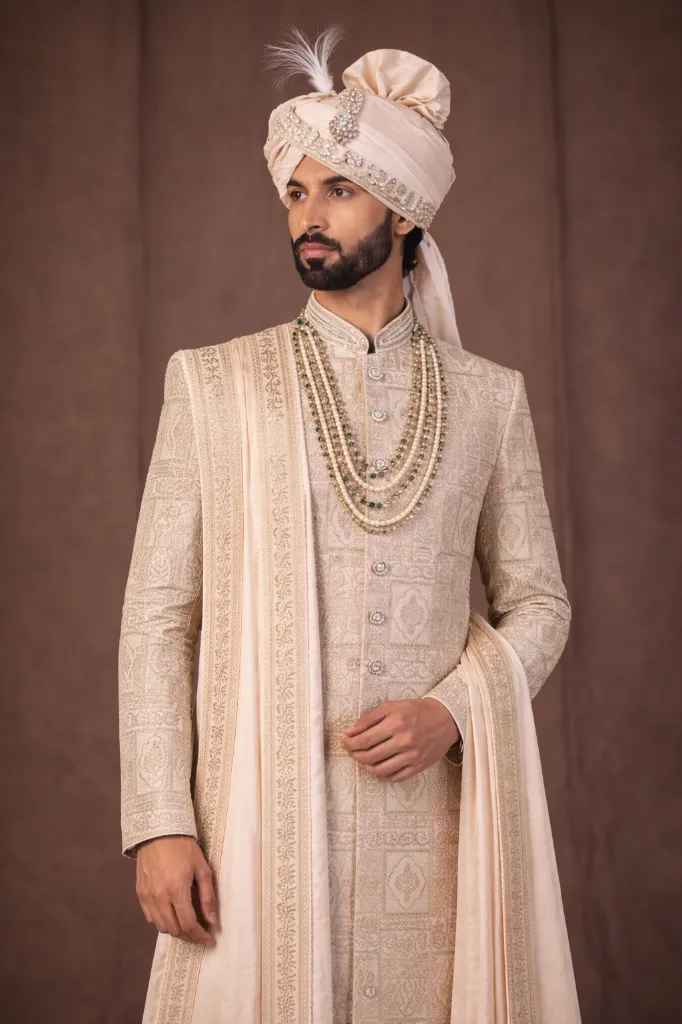 Men’s Ivory Jacquard Embroidered Wedding Sherwani Set with Dupatta & Churidar 3.webp